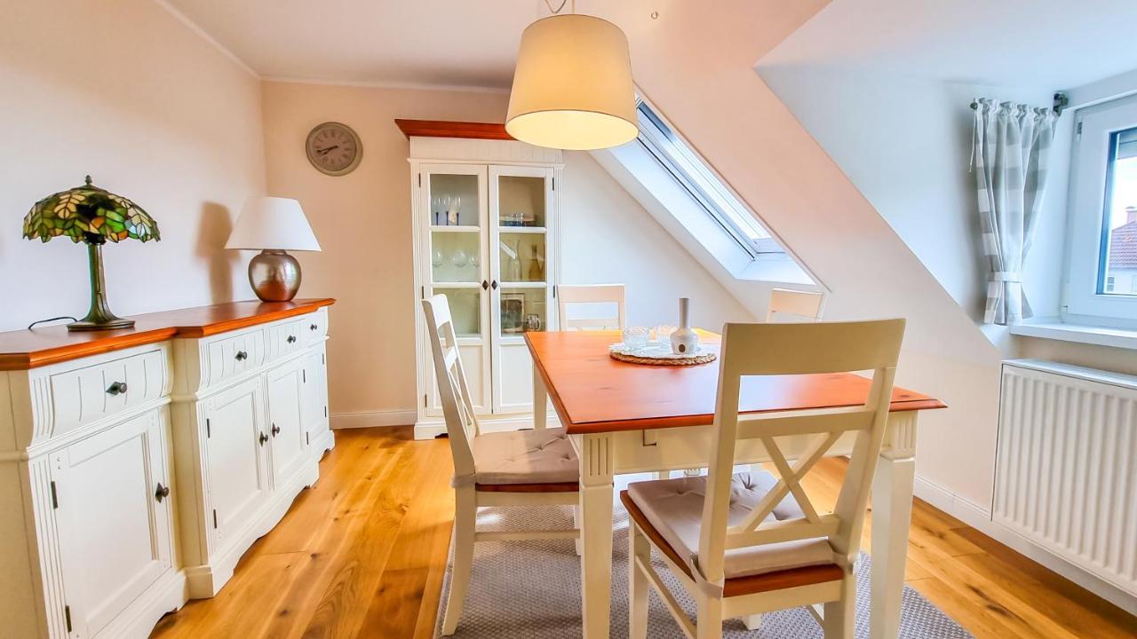 Luxurioeses Apartment Mit Parkplatz - Klimaanlage - Nahe Klinikum コーブルク エクステリア 写真